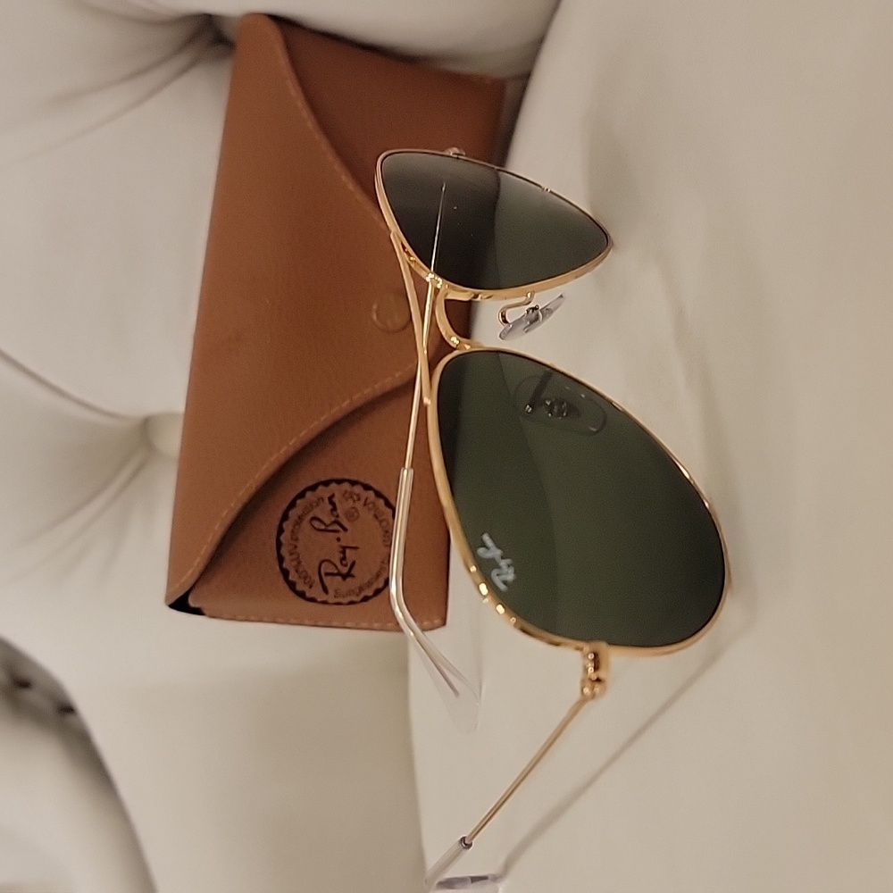 Ray Ban 100% UV Protection with Case